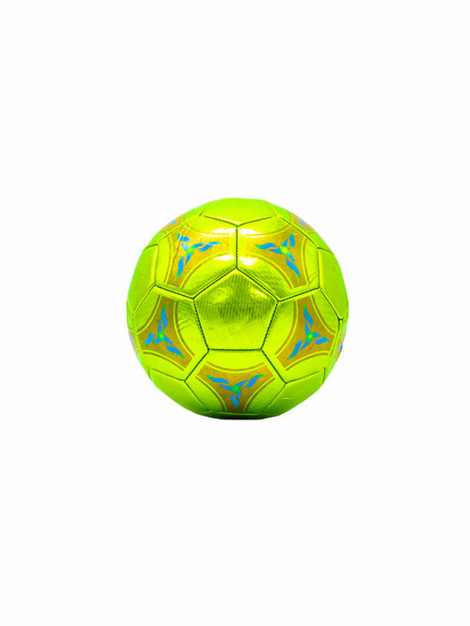 Balón de fútbol en tonos metálicos el accesorio perfecto para destacar en el campo con estilo y rendimiento superior colores varios