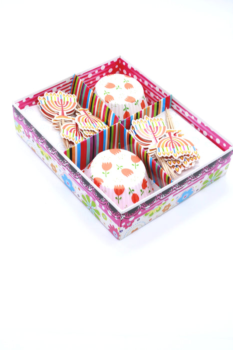 Kit de decoraciones para postres con capacillos y adornos en colores y estilos diferentes con 50 piezas