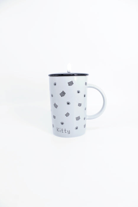 Taza de ceramica con diseño de gatitos en colores varios incluye tapa y cuchara