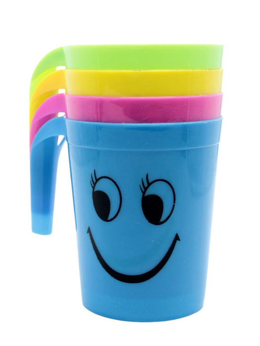 Paquete de 4 tazas de plastico con diseño de caritas de emoji en multicolor y amarillo