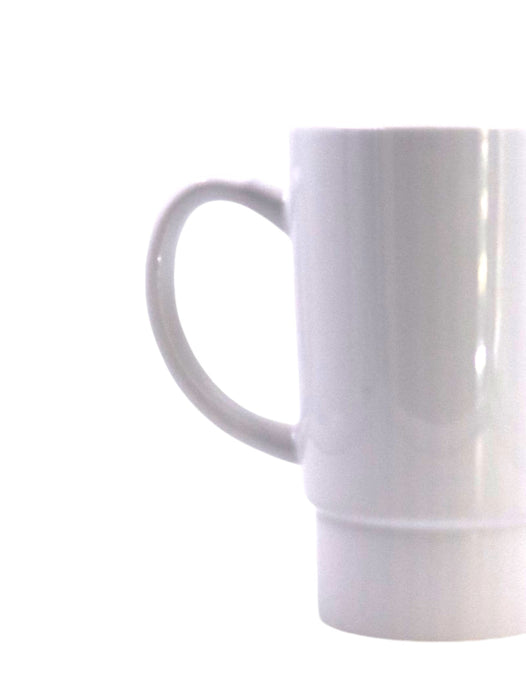 Taza grande de cerámica color blanco estilo y funcionalidad para cada ocasión