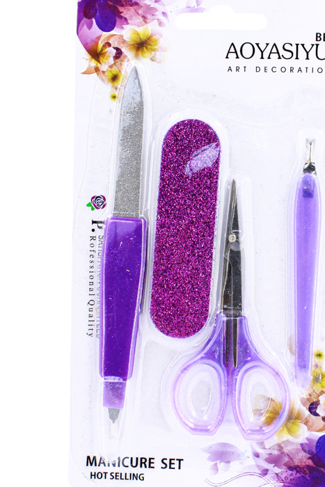 Kit de manicura compacto de 4 piezas esenciales en blíster portátil y disponible en varios colores