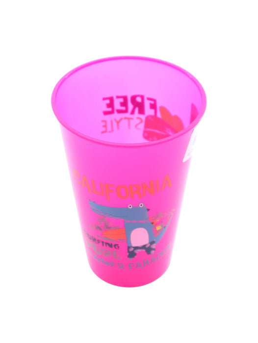 Vaso de plástico en diferentes colores con diseños animados