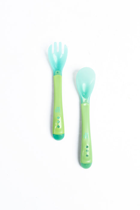 Set cuchara y tenedor con estuche color verde 3 piezas.