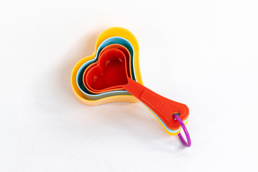 Set cucharas medidoras de plástico en forma de corazón multicolor para repostería