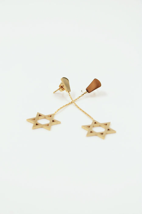 Juego de aretes con diseño estrella de David en chapa de oro paquete con 2 piezas