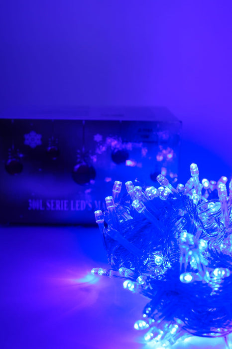 Serie de 300 luces led en color azul de cable transparente para decoracion de navidad con 15 metros