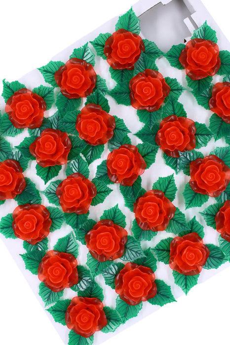 Serie de 24 luces con encantadoras flores rojas y hojas verdes para decoraciones festivas y naturales