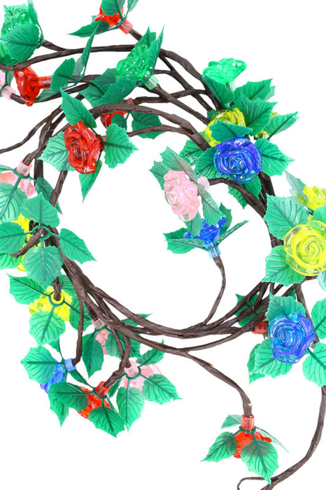 Serie de 34 luces con diseño de rosas y hojas verdes en cable simulando ramas para decoraciones festivas elegantes