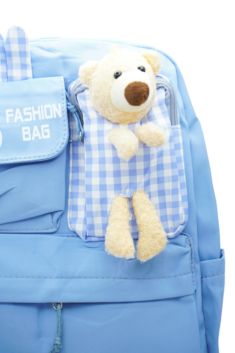 Mochila infantil de poliéster con múltiples compartimentos y adorno de oso para pequeños aventureros colores varios