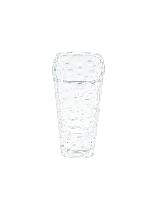 Vaso con forma cuadrada de vidrio transparente con modelo de burbujas