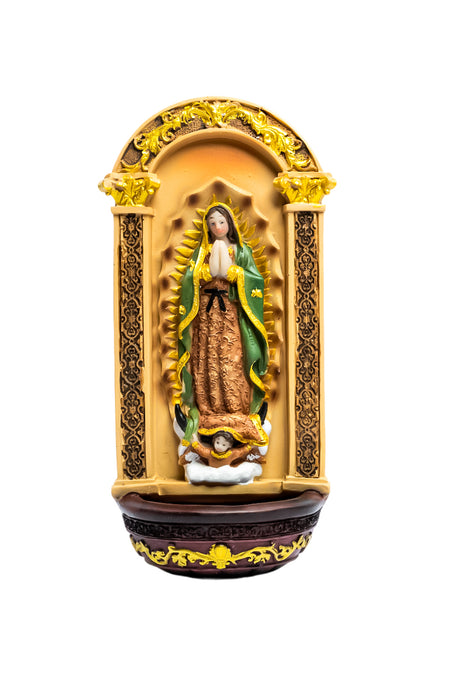 Escultura religiosa de nuestra señora de guadalupe con arco dorado y base firme