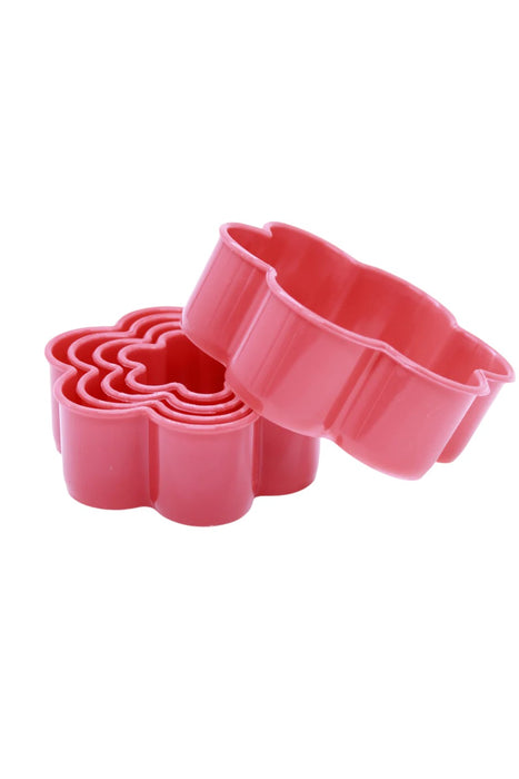 Set de moldes para galleta fabricados en plástico de alta resistencia con variedad de diseños y colores